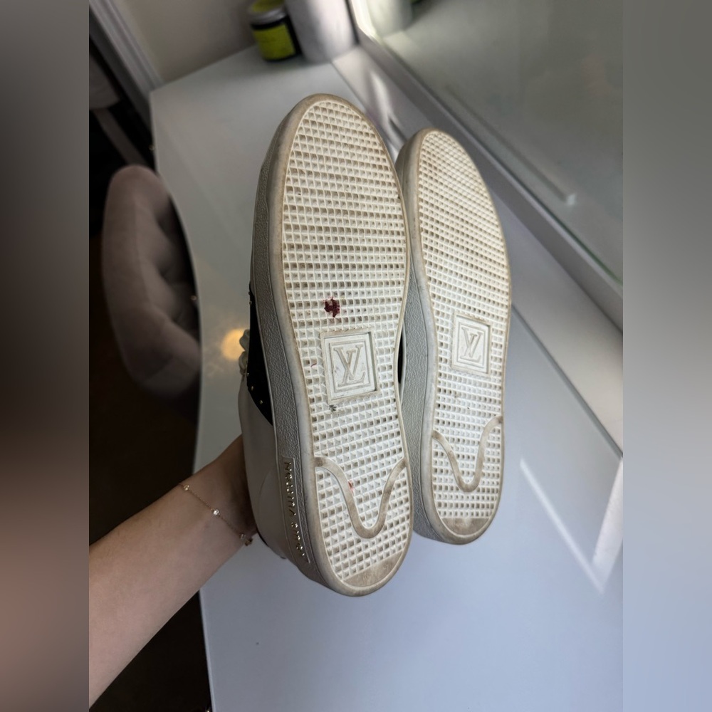 Louis Vuitton White and Brown Monogram Sneakers - Picture 3 of 3
